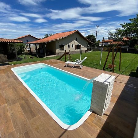 Casa Bem Espacosa Com Piscina, Campo De Futebol E Area Gourmet A Um Quarteirao Da Lagoa De Praia Seca อรารูอามา ภายนอก รูปภาพ